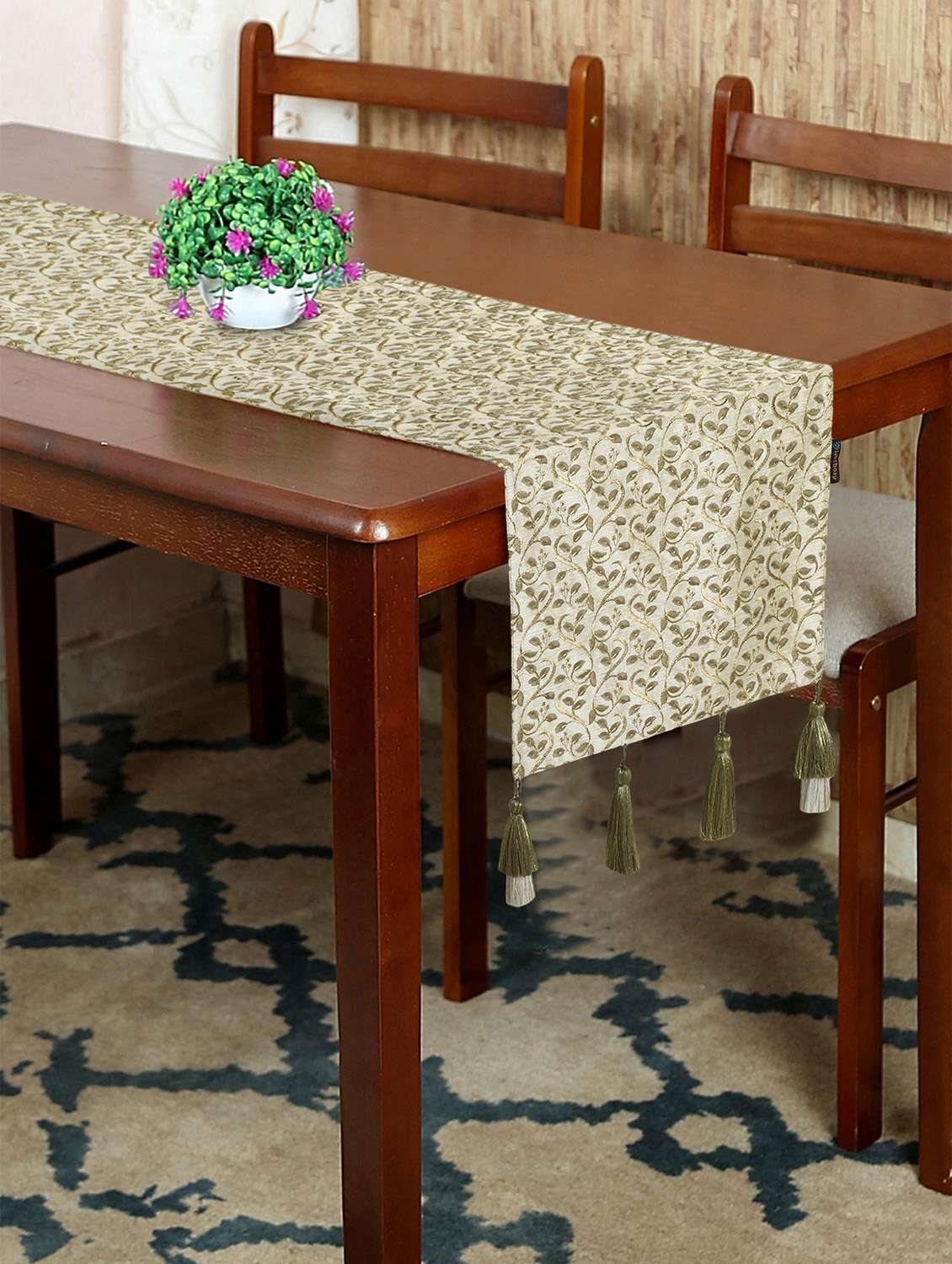 mezposh's dazzle floral embroidered beige table runner