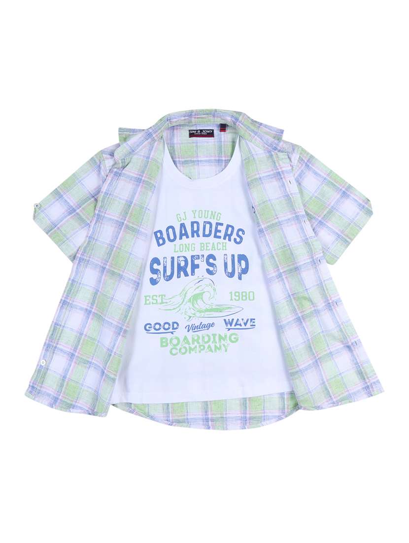 white checkered shirt - 18309765 -  Standard Image - 1