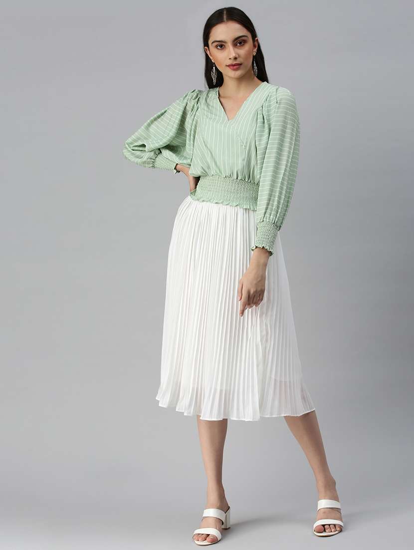 women's blouson v neck top - 18310415 -  Standard Image - 4