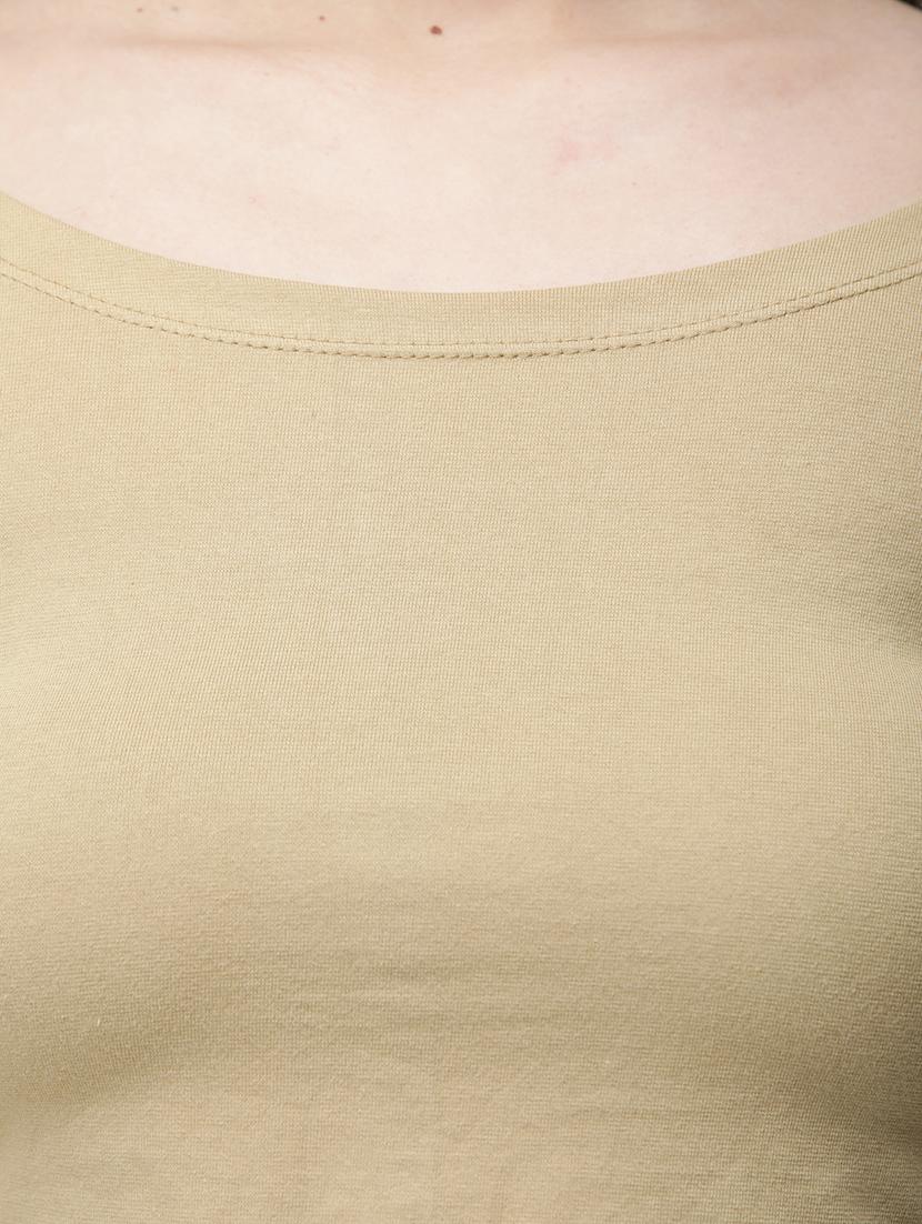 round neck solid crop top - 18314721 - Standard Image - 4