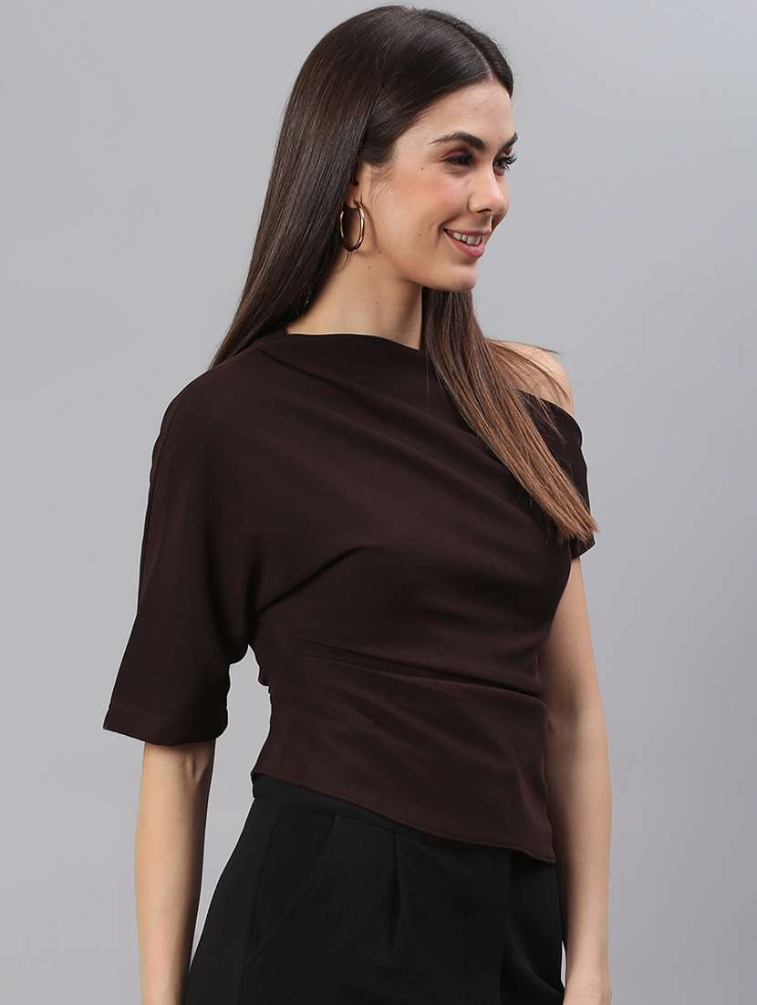asymmetric neck solid regular top - 18314744 - Standard Image - 1