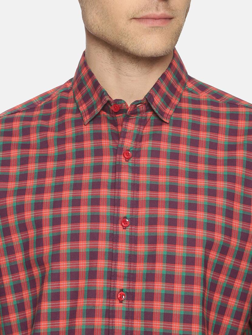 red checkered casual shirt - 18324218 - Standard Image - 4