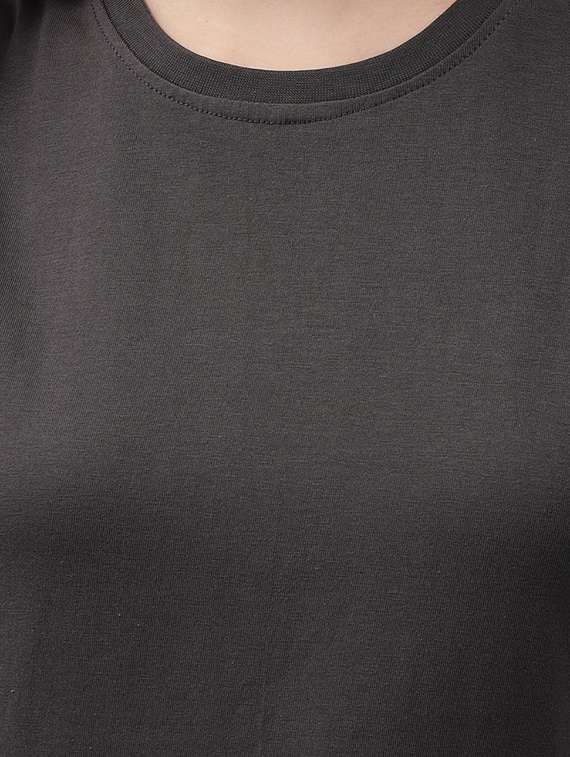 round neck solid tee  - 18324513 -  Standard Image - 4