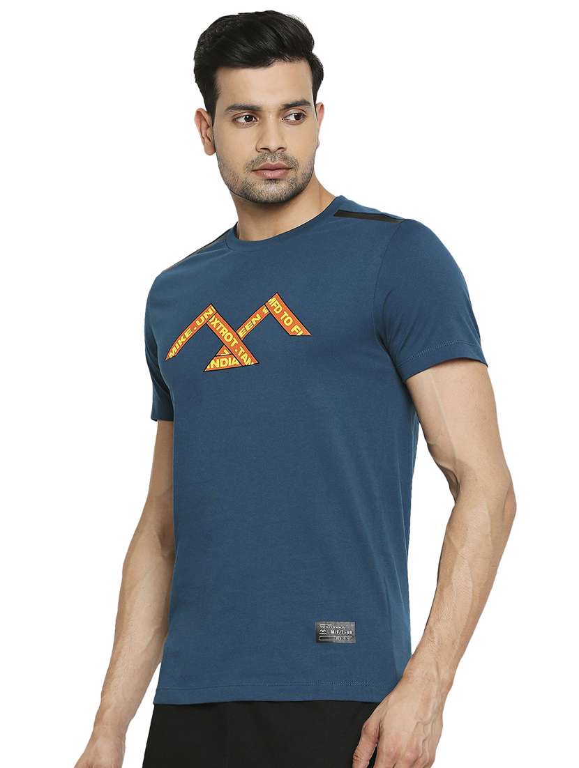 teal front print  t-shirt  - 18329968 -  Standard Image - 1