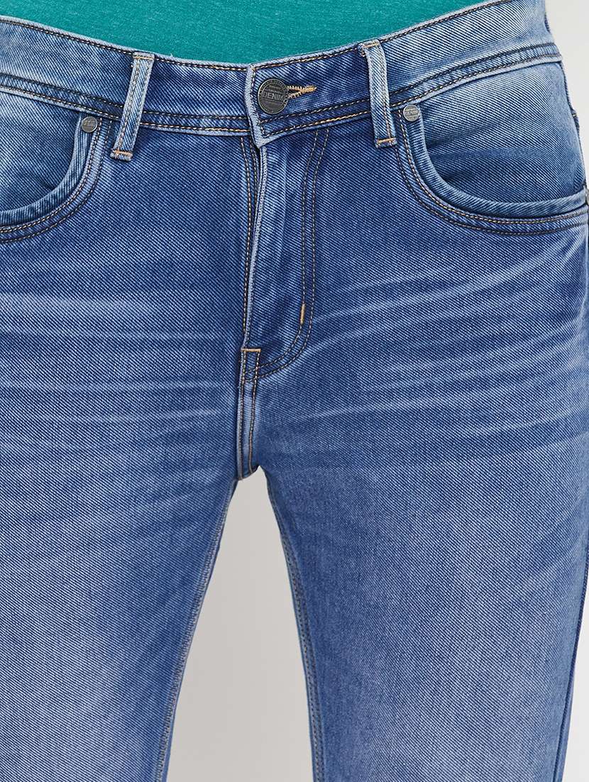 light-blue light-washed denim jean - 18330406 -  Standard Image - 4