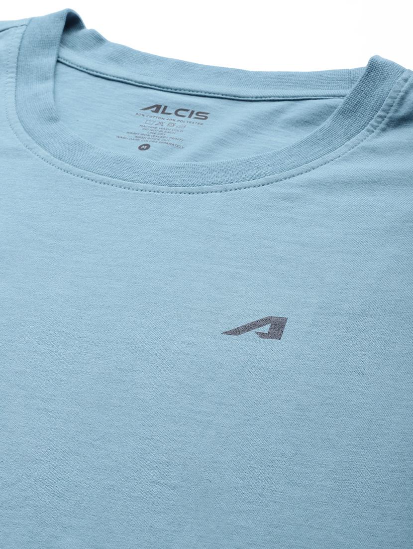 blue solid t-shirt - 18334851 - Standard Image - 4