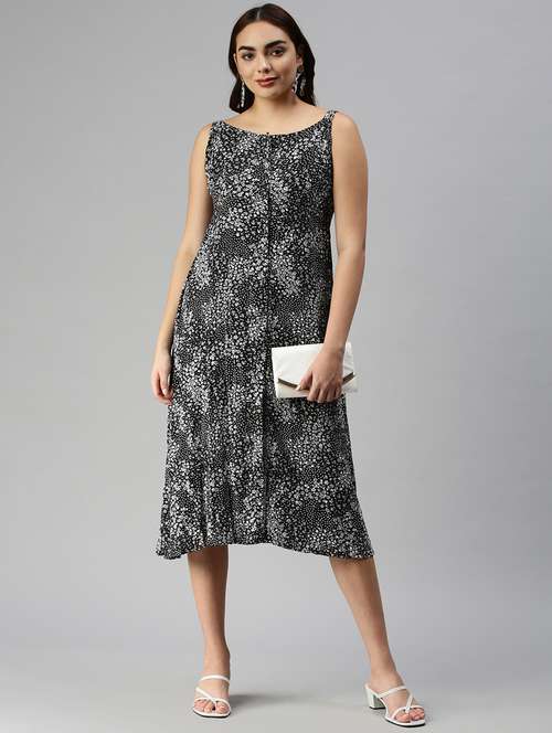 women's  floral dress - 18337300 -  Standard Image - 0