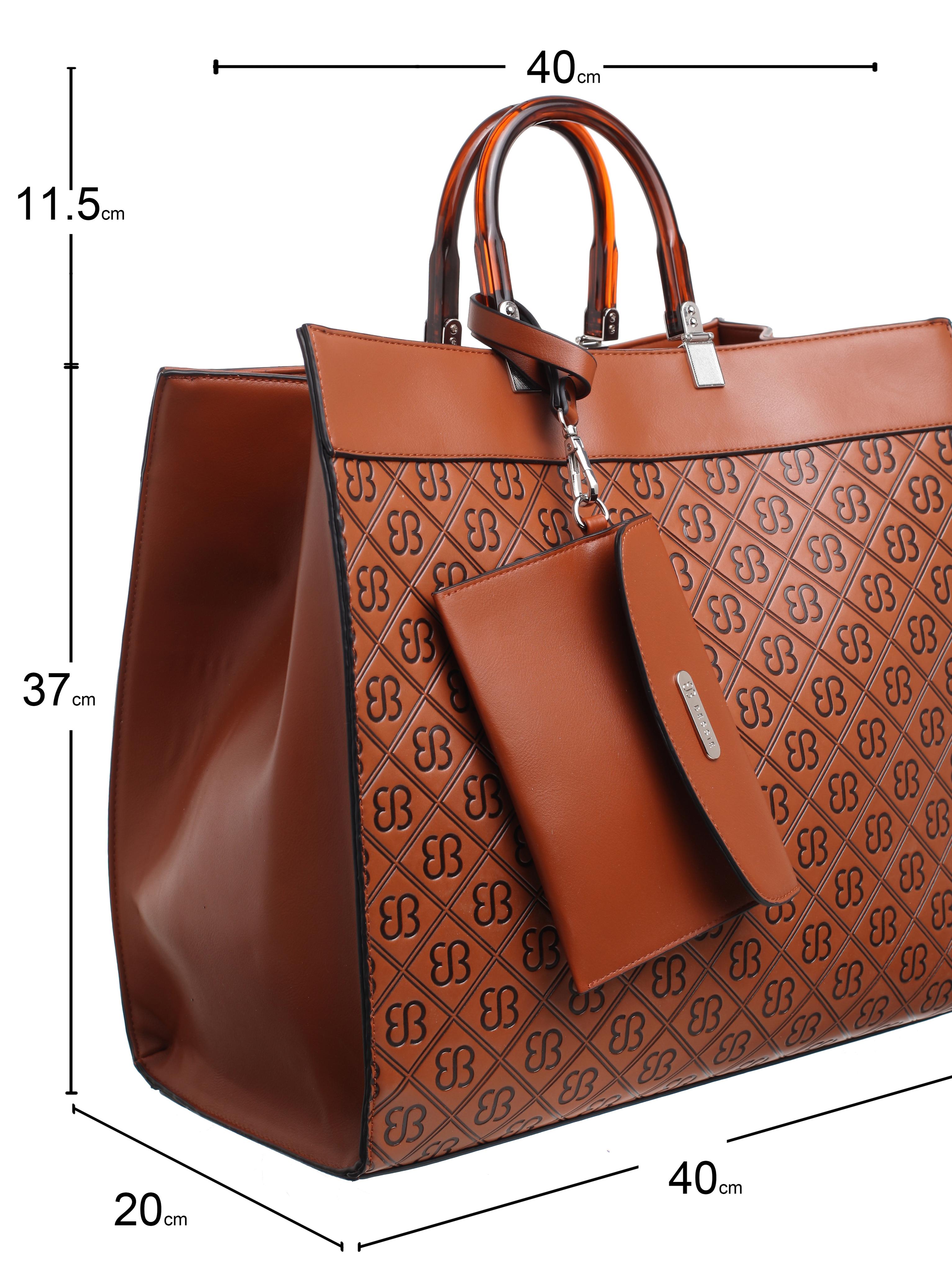 feature: big size tote | shorts  - 18338286 -  Standard Image - 1