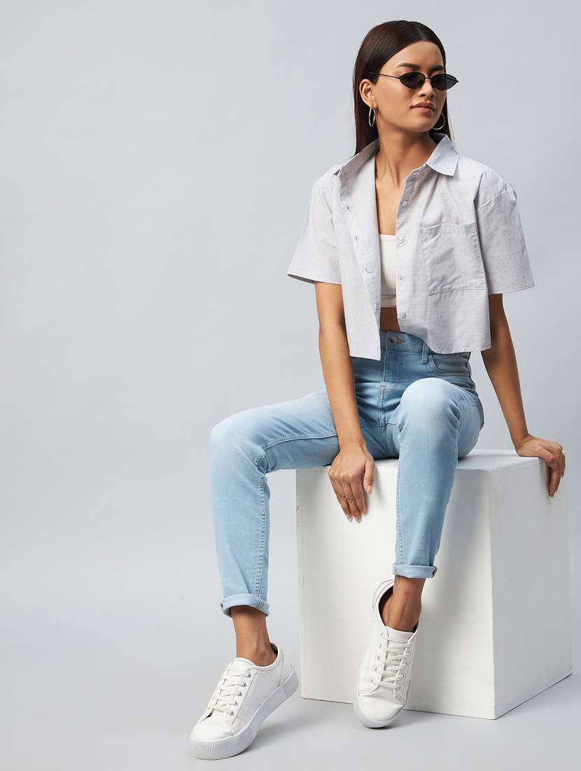 boxy solid crop shirt - 18342567 -  Standard Image - 4