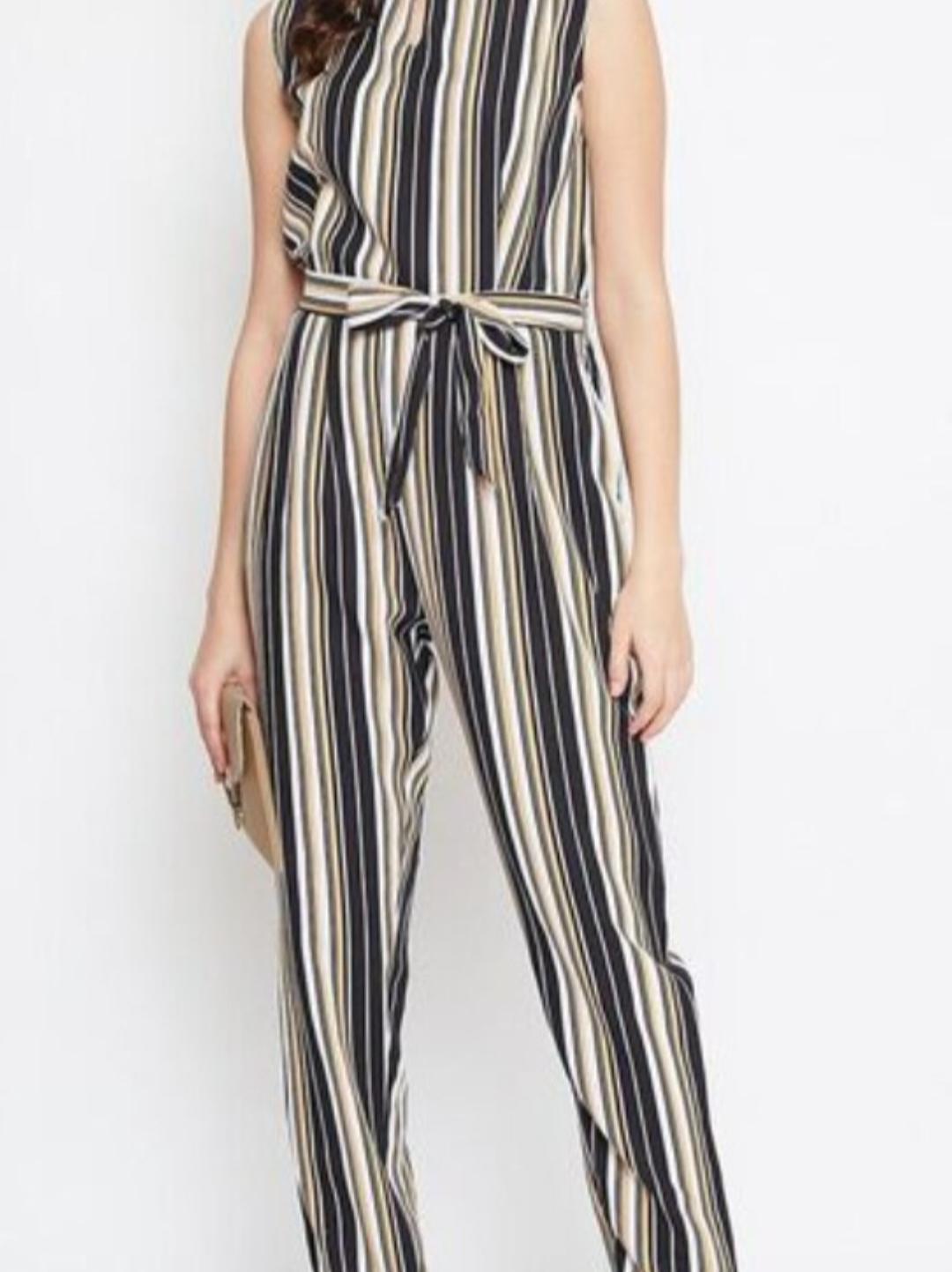 ladies western wear - 18345312 - Standard Image - 1