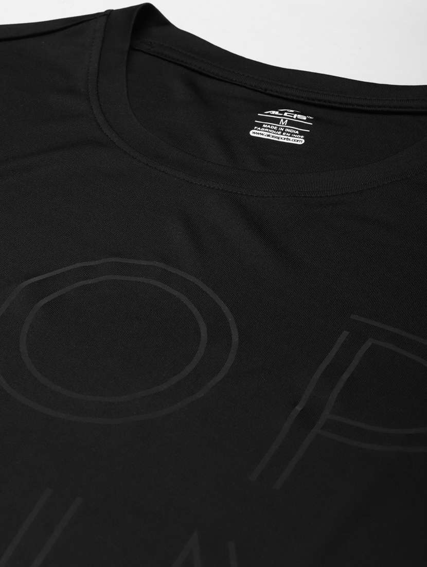 black front-printed t-shirt - 18346290 -  Standard Image - 4