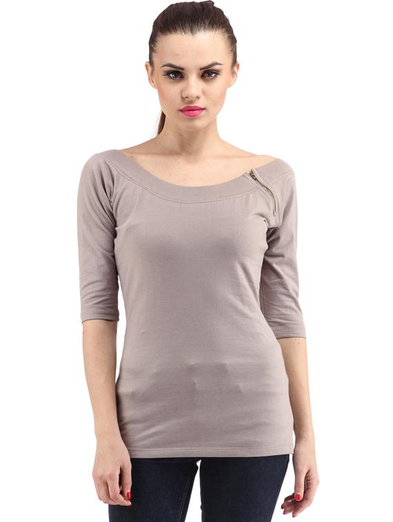 three quarter sleeved solid regular top - 18347446 - Zoom Image - 0