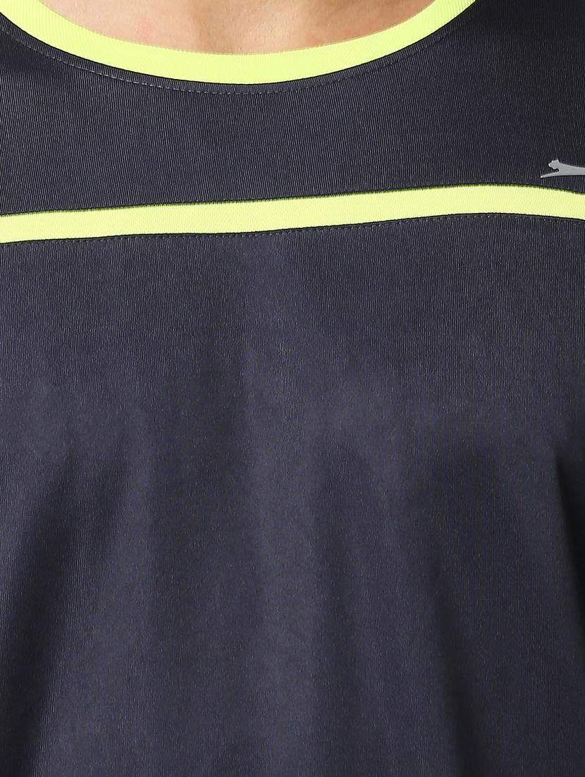navy blue solid t-shirt - 18349169 - Standard Image - 4