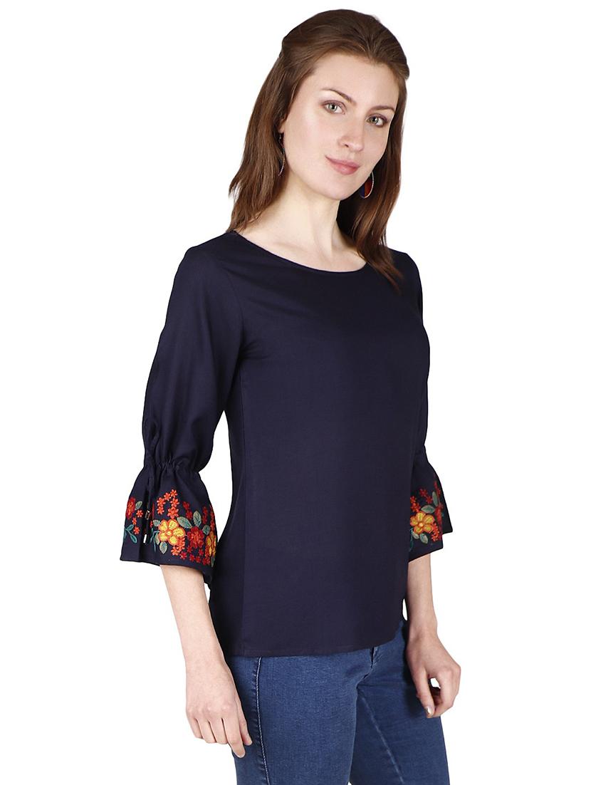 round neck solid top - 18349211 - Standard Image - 1