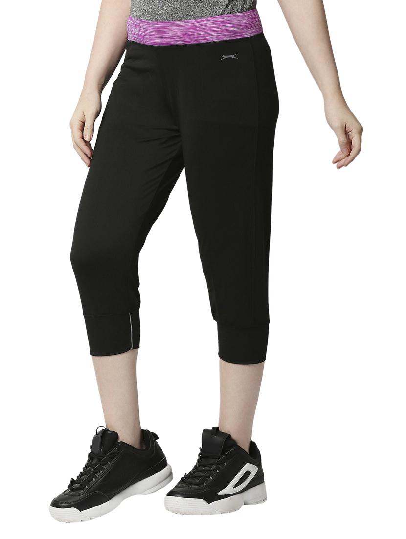 black solid leggings capri - 18351328 - Standard Image - 1