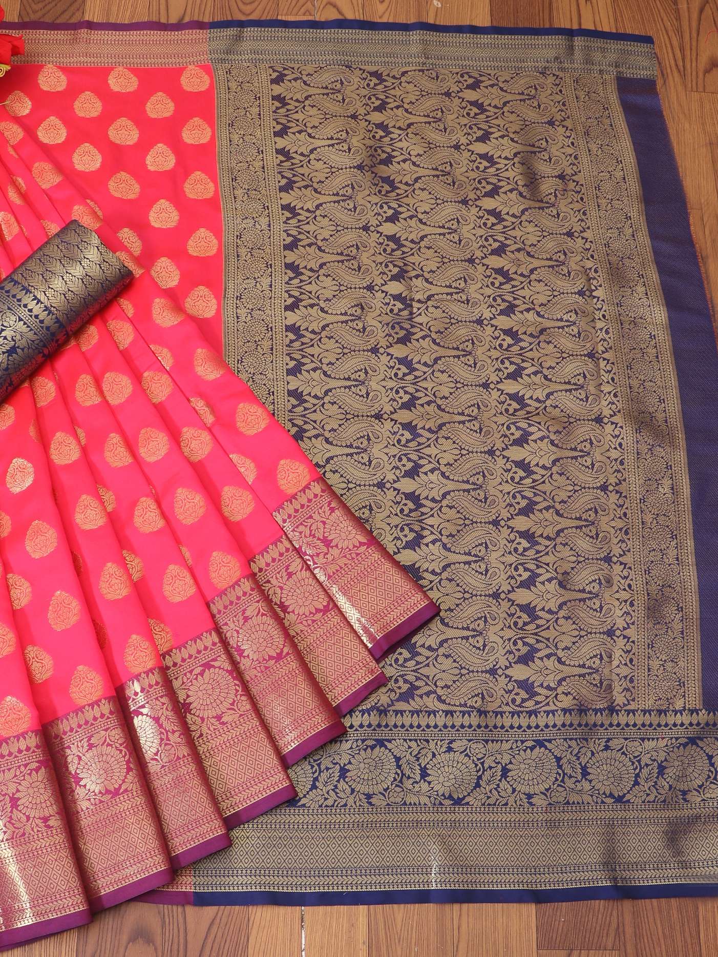 women's banarasi saree