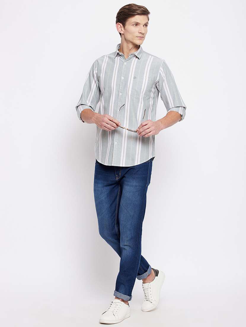 green striped casual shirt - 18356807 -  Standard Image - 4