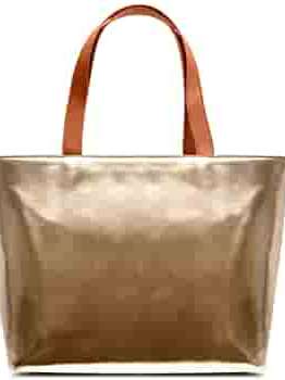 hand bags - 18358945 - Standard Image - 1