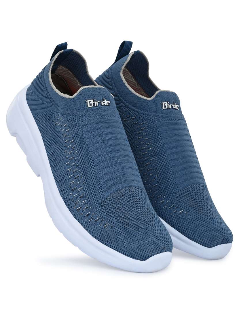 men slip on sport shoes - 18367339 -  Standard Image - 1