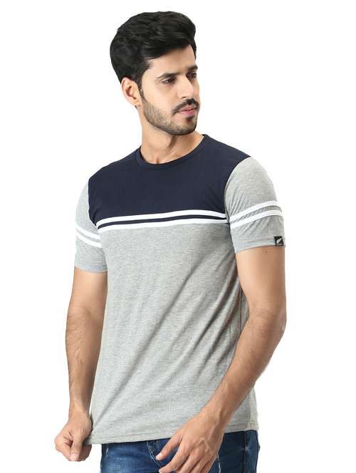 grey color-blocked t-shirt - 18370891 - Standard Image - 0