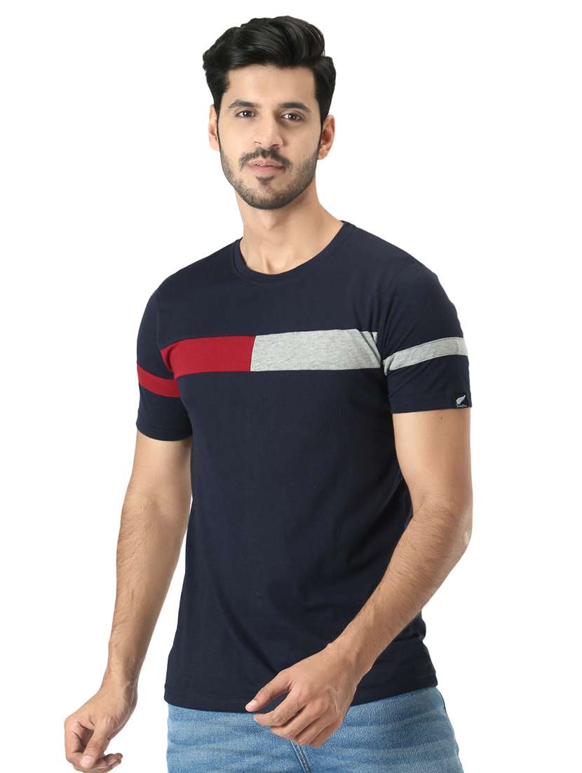 navy blue color-blocked t-shirt