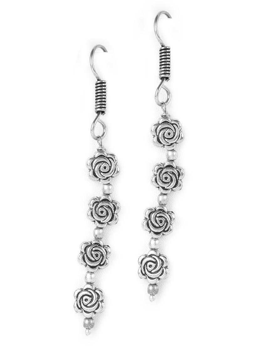 silver plated spherical jewellery set with ring and nosepin - 18373354 -  Standard Image - 1