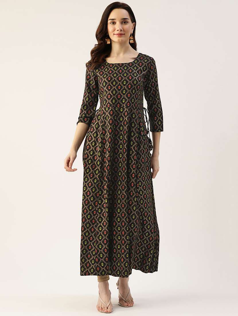 women's flared kurta