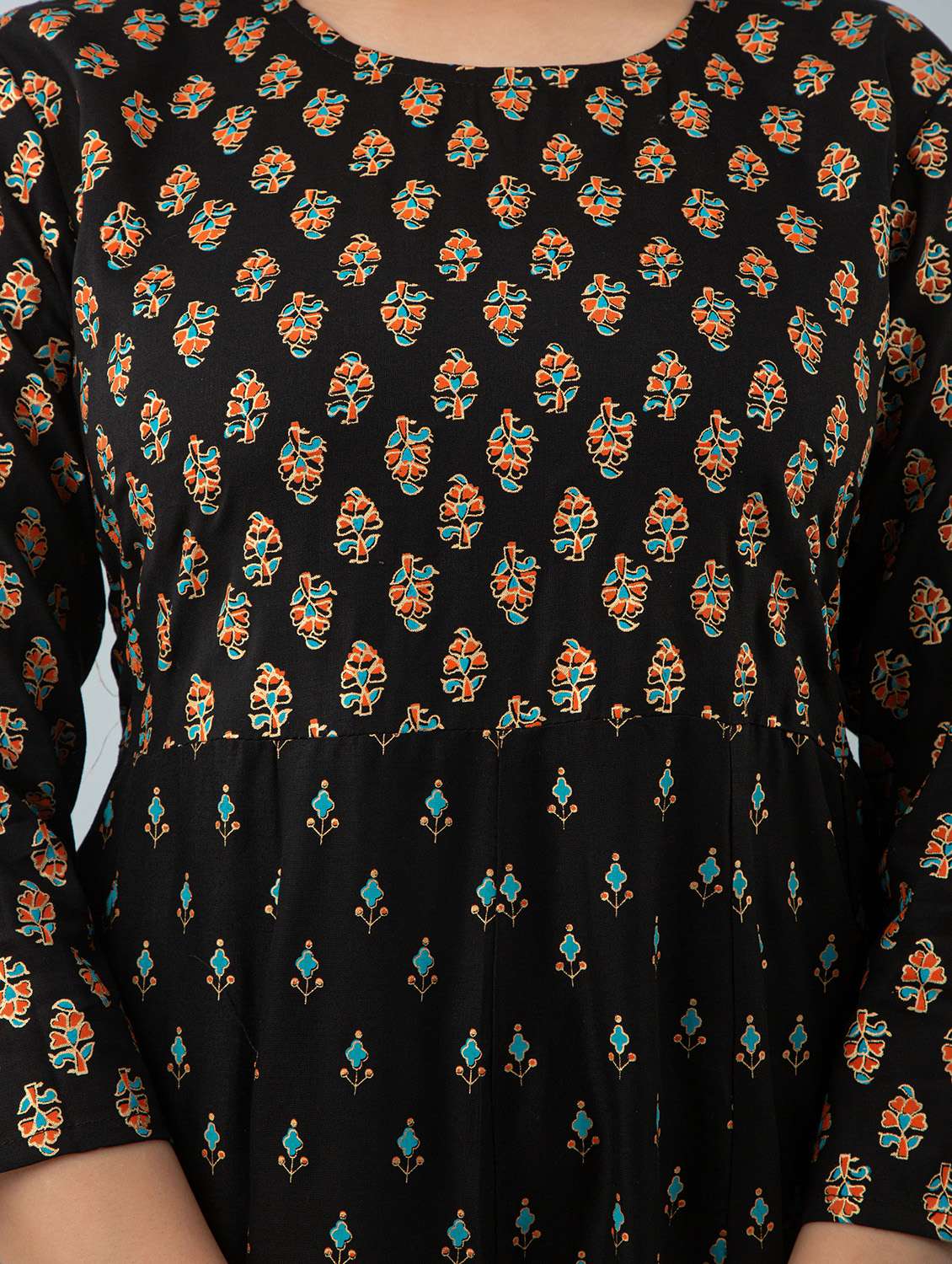 black rayon anarkali kurta - 18377006 -  Standard Image - 4