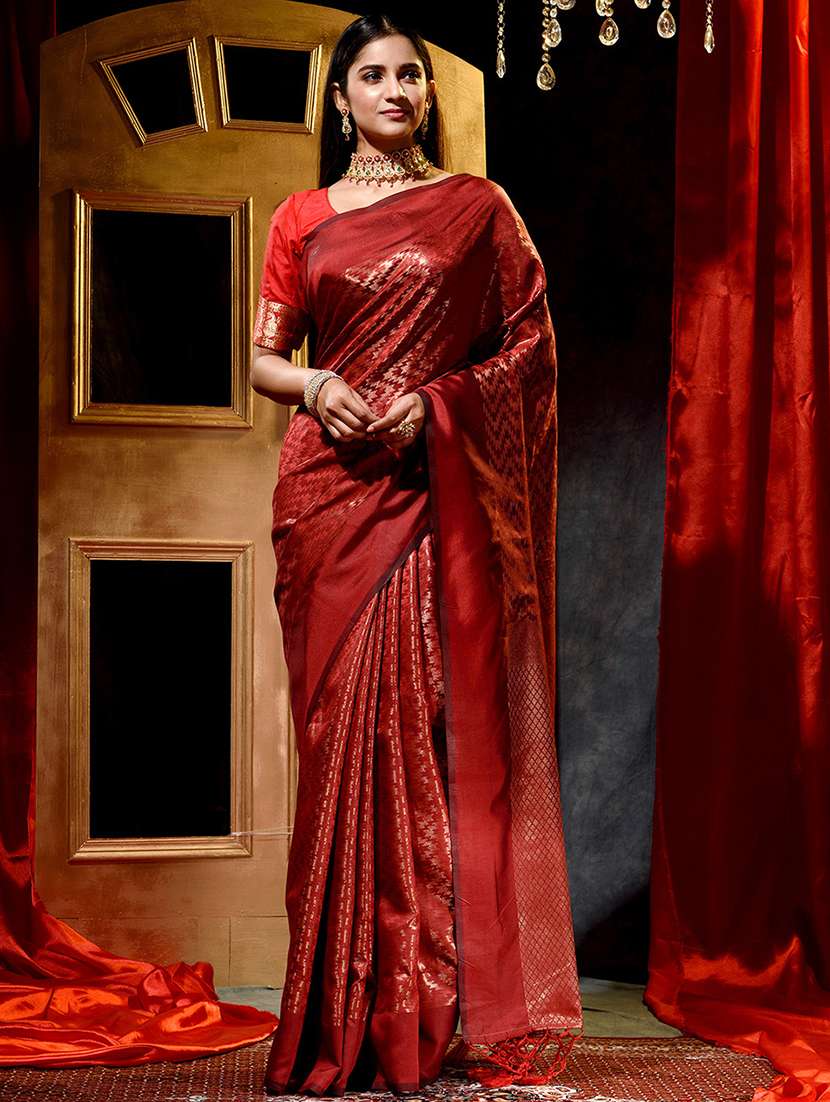 maroon silk blend banarasi saree with blouse