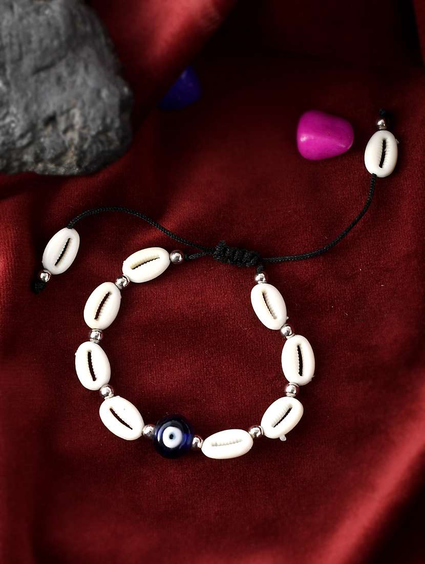 white natural sea shell kodi bracelet - 18378184 -  Zoom Image - 0