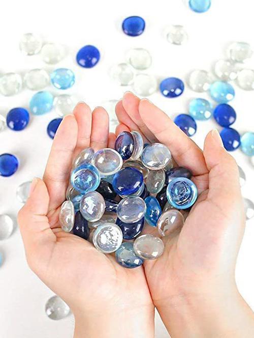 decorative super shiny glossy glass pebbles  - 18378399 -  Standard Image - 0