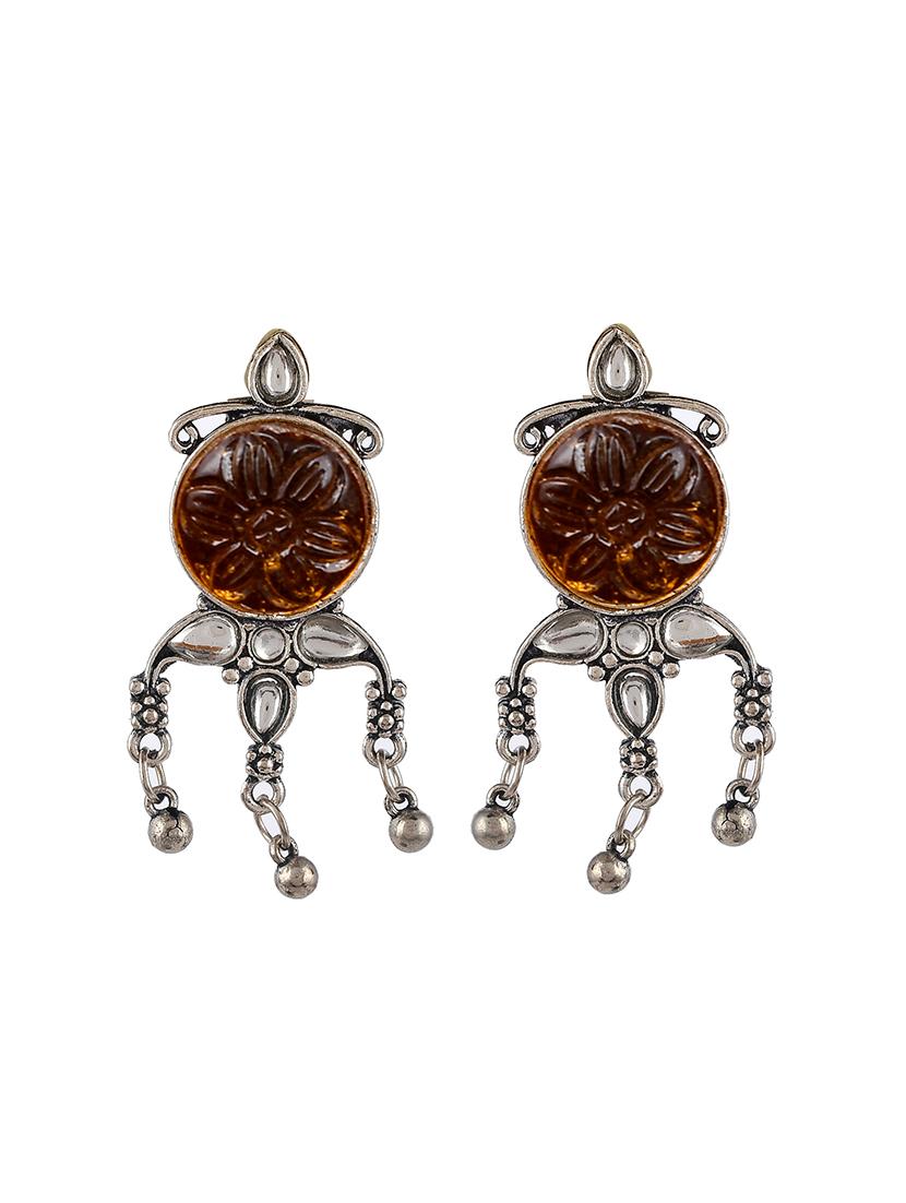 silver brass studs earring - 18381349 - Standard Image - 1