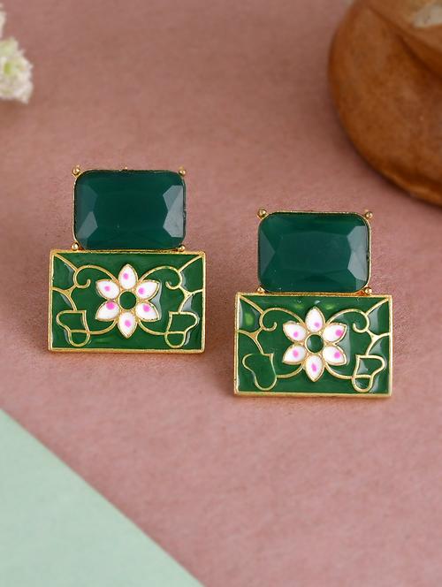 gold brass studs earring - 18382696 - Standard Image - 0