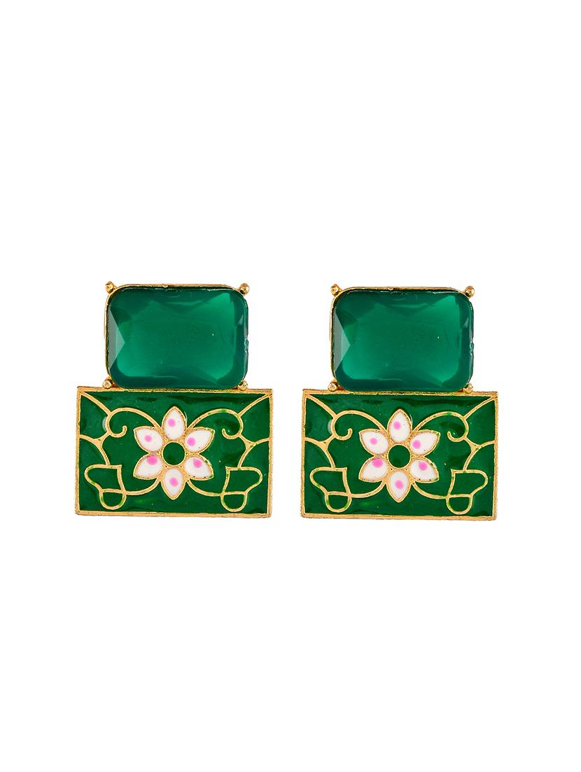 gold brass studs earring - 18382696 - Standard Image - 1