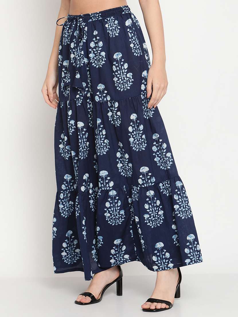 mid rise floral flared skirt - 18386215 -  Standard Image - 1