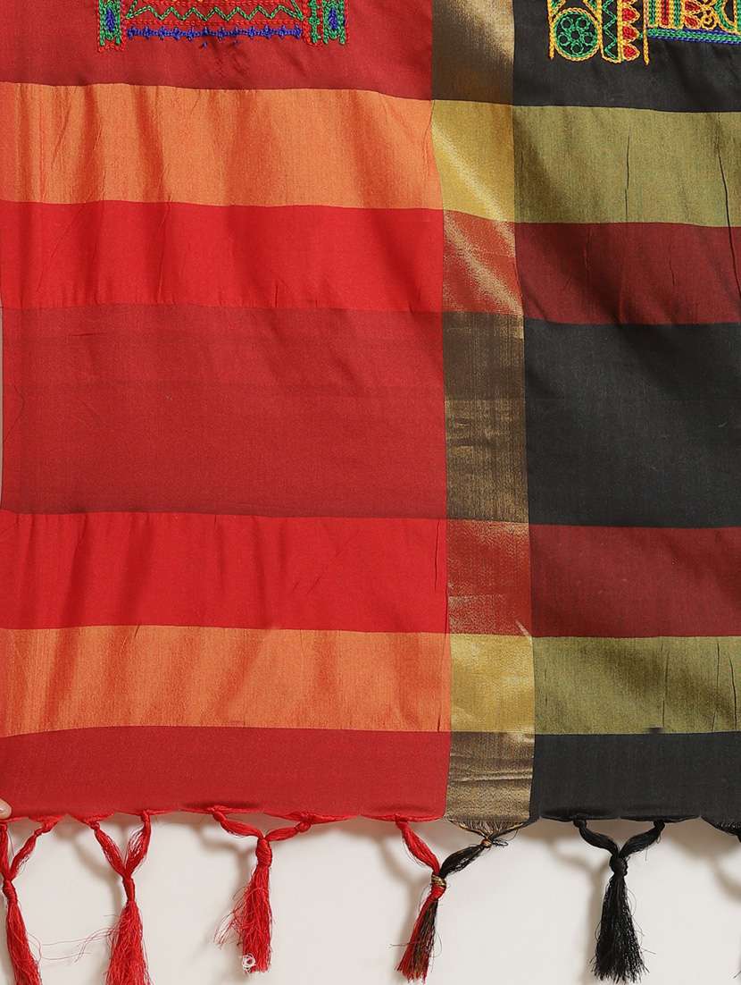 black cotton silk embroidered saree with blouse - 18386752 - Standard Image - 4
