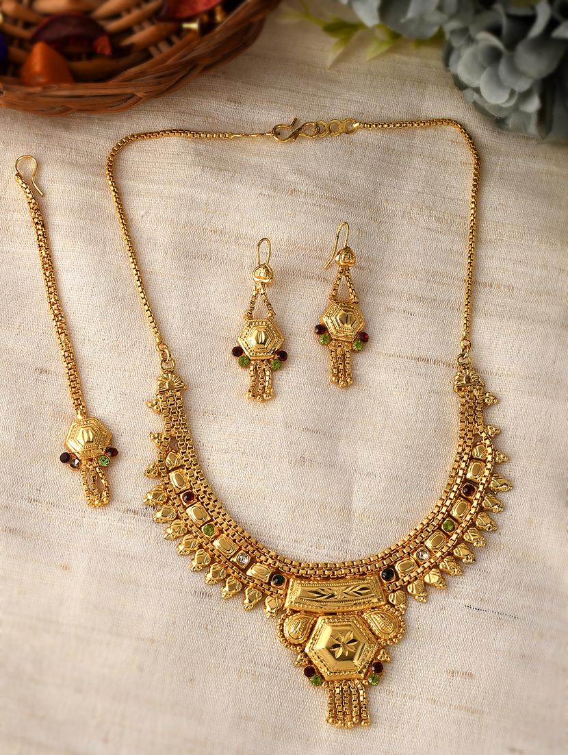 gold brass necklace earring and maang tikka set - 18387104 -  Standard Image - 1