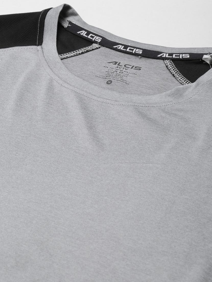 grey solid t-shirt - 18387149 - Standard Image - 4