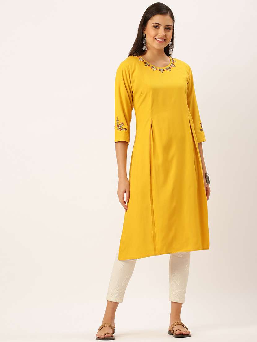 women round neck straight kurta with neck embroidery