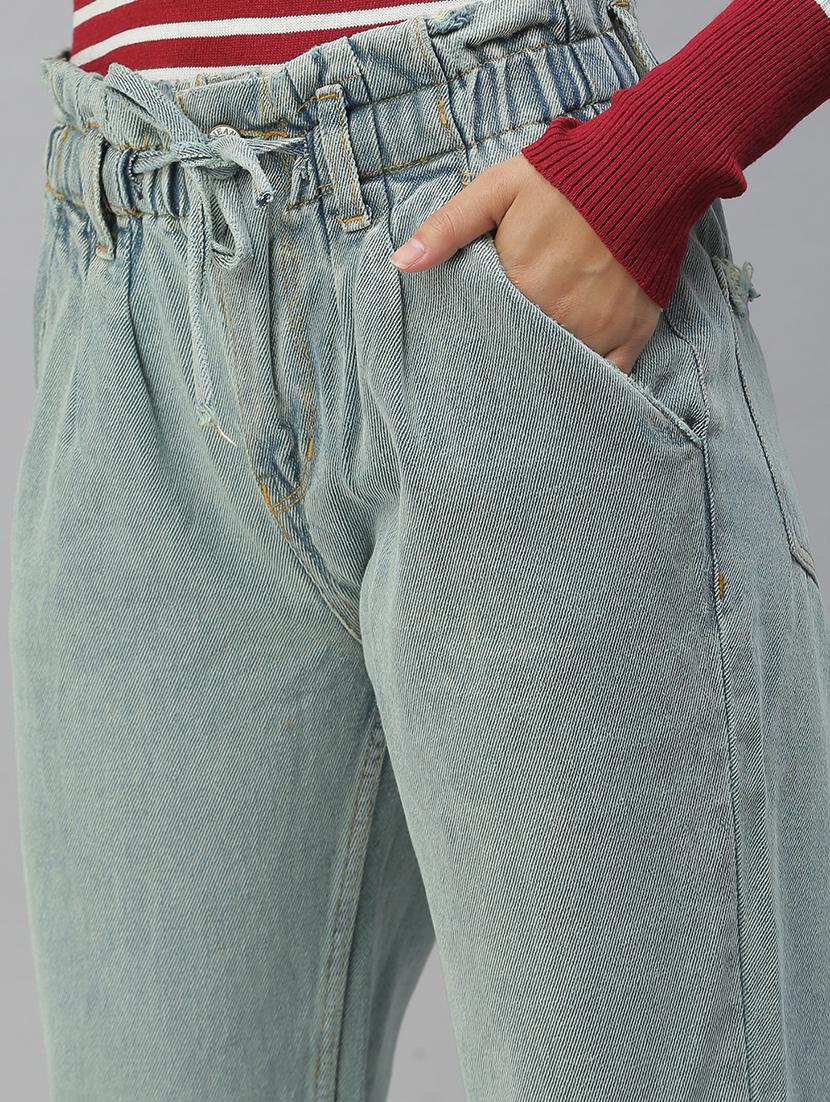 women's plain slouchy jeans - 18390330 - Standard Image - 4