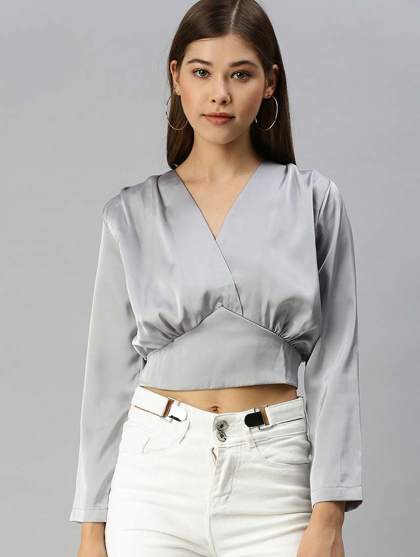 women's crop v neck top