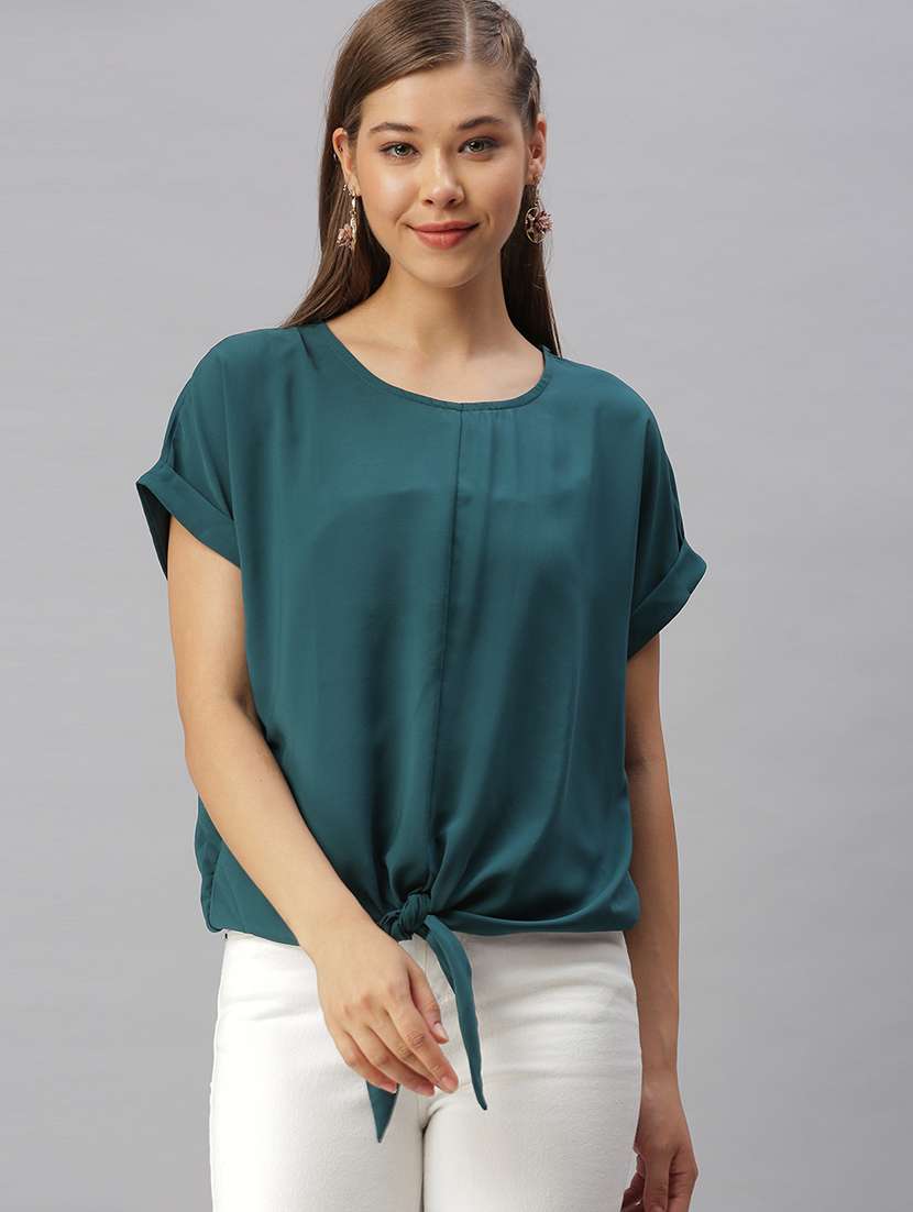 women's straight round neck top