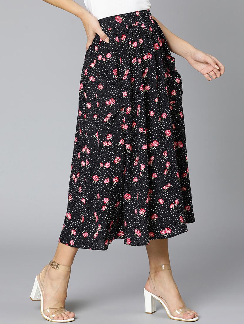 mid rise floral flared skirt - 18395728 - Standard Image - 1