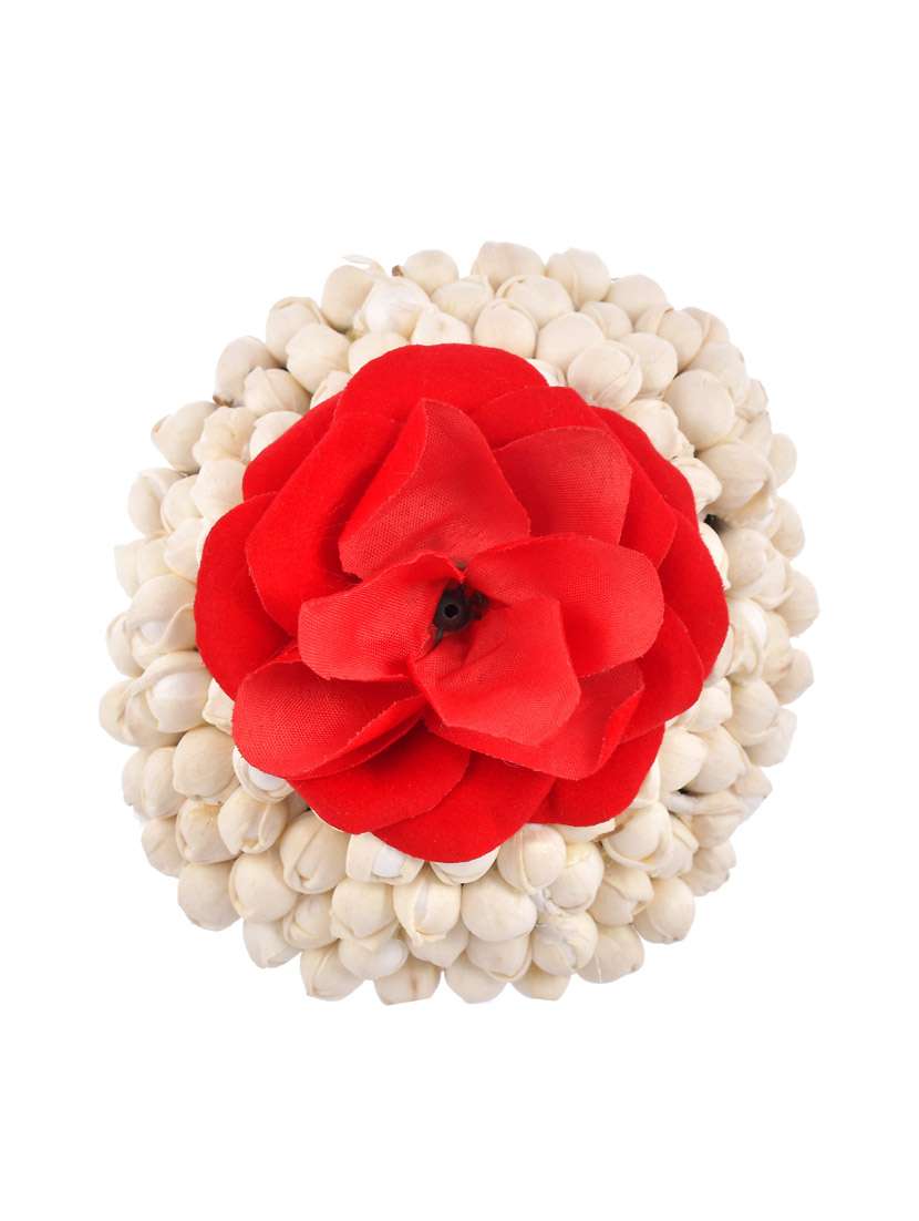 mogra beni rose centre bun juda cover - 18395846 -  Standard Image - 1