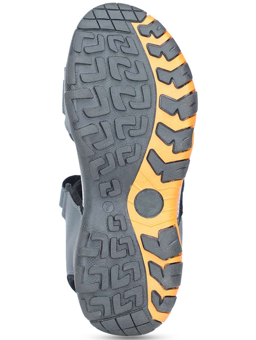 black  back strap  floaters - 18396596 -  Standard Image - 4