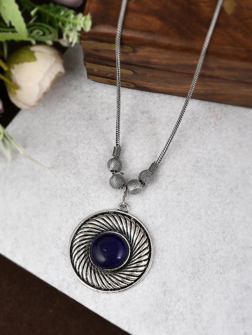 silver brass pendant - 18397099 - Zoom Image - 0