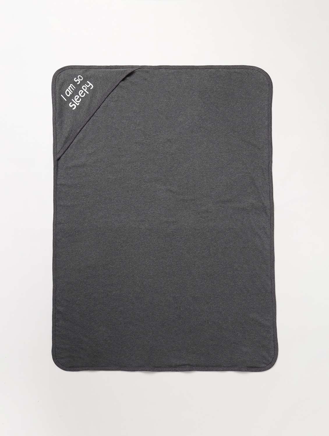 white printed blanket - 18403578 - Standard Image - 1