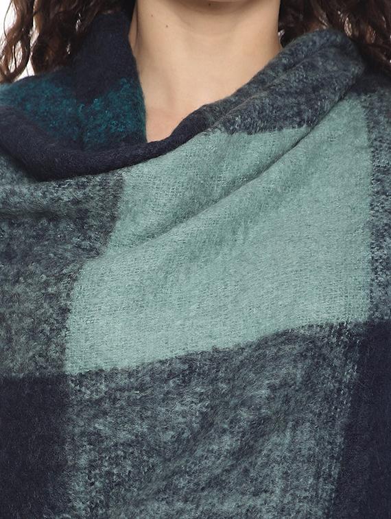 dark blue checked woolen shawl - 18405099 - Standard Image - 4