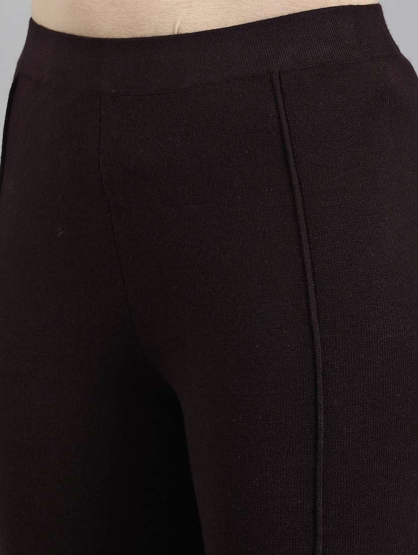 black solid legging - 18406697 -  Standard Image - 4