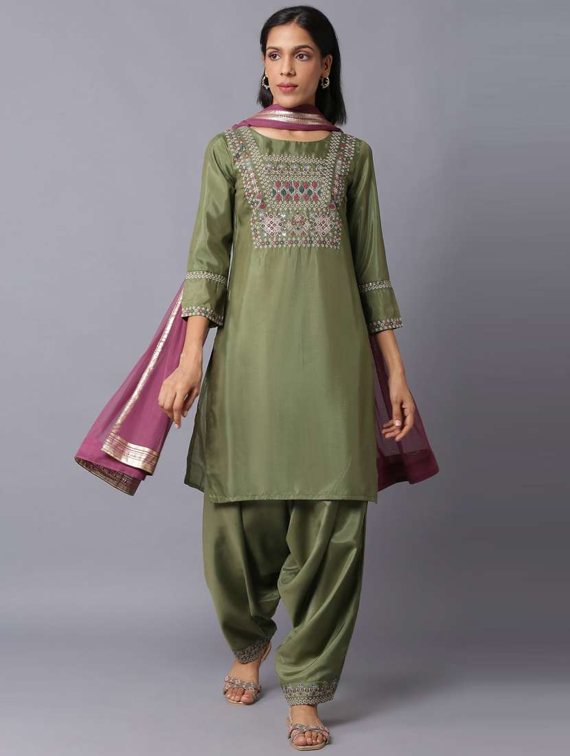green kurta salwar set with dupatta